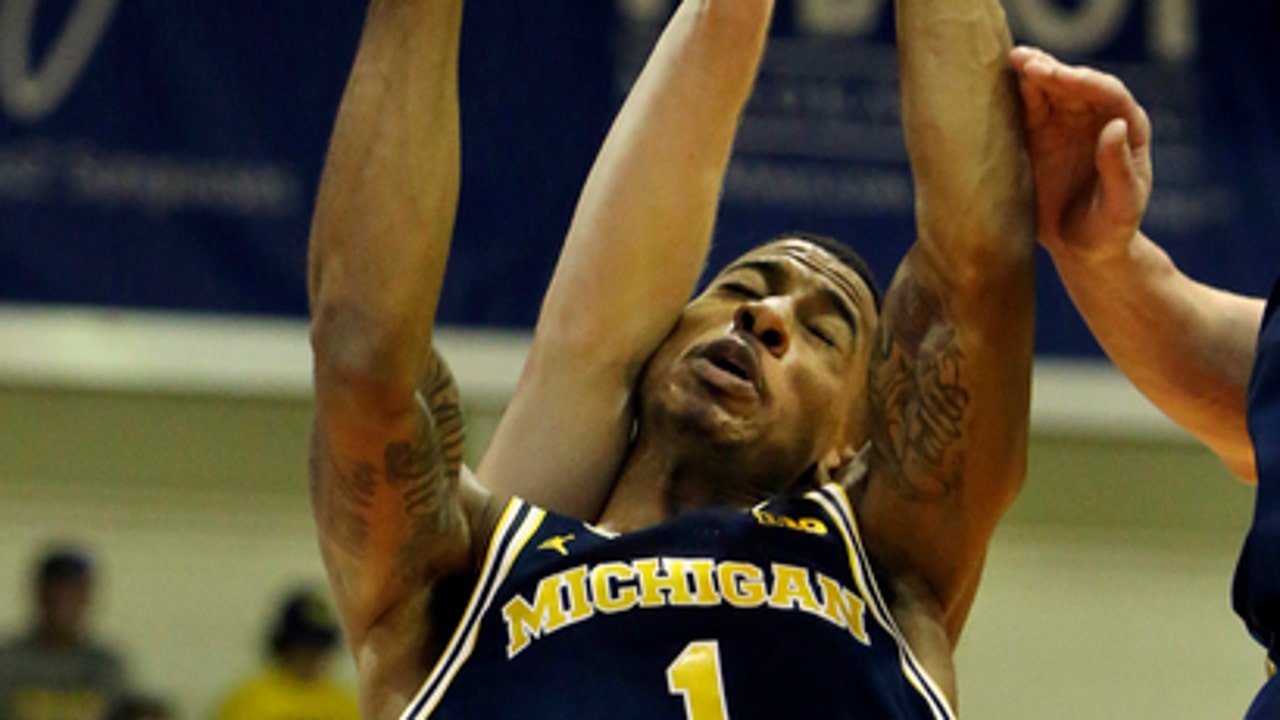 Michigan rolls over Chaminade 102-64 at Maui Invitational (Nov 21, 2017)